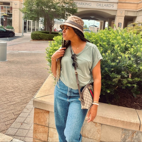 Authentic Gucci Bucket Hat - Picture 3 of 16